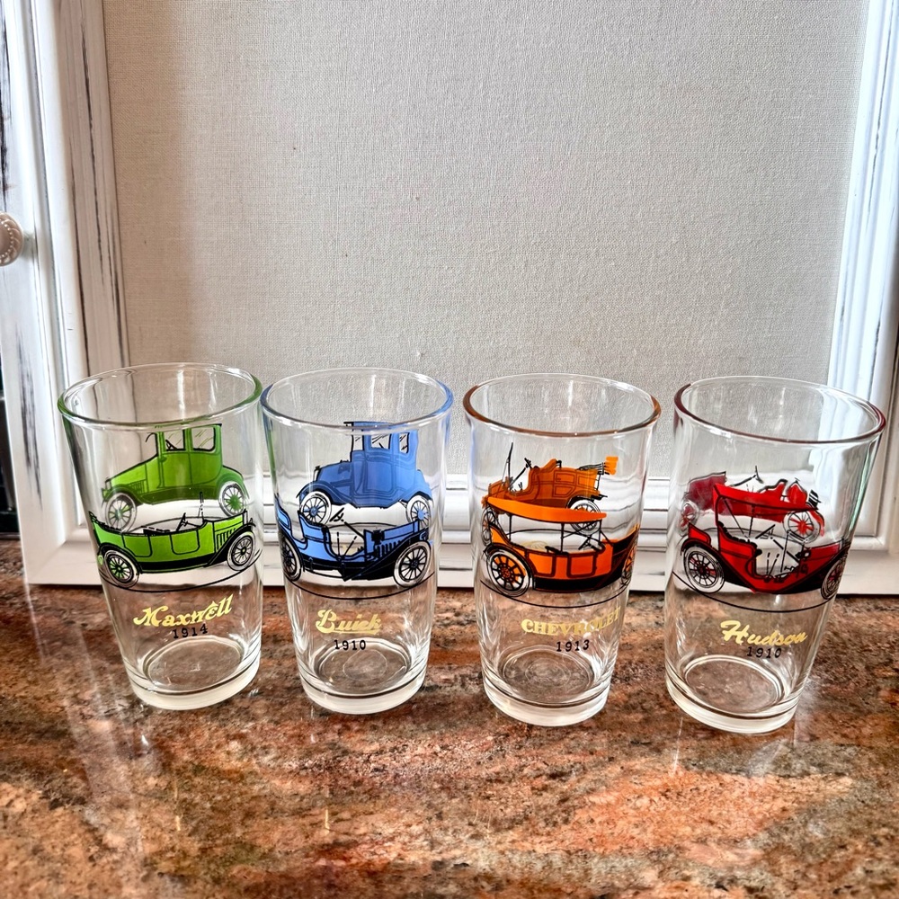 Vintage Car Design High Ball Glass Set